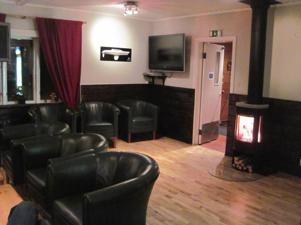 Skiers Inn Lima Екстер'єр фото